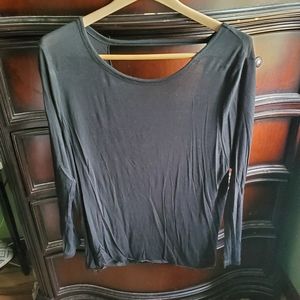 Long sleeve cotton tee with cut out back